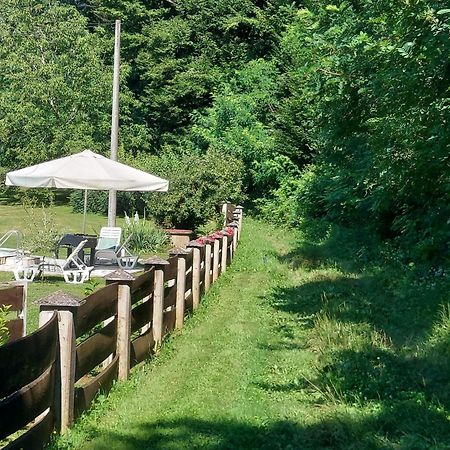 Vila Kuca Za Odmor Mazuran Karlovac Exteriér fotografie