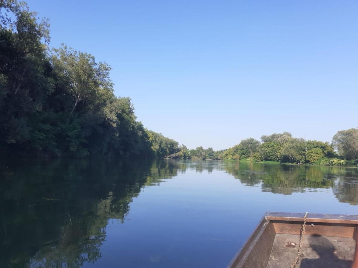 Vila Kuca Za Odmor Mazuran Karlovac Exteriér fotografie