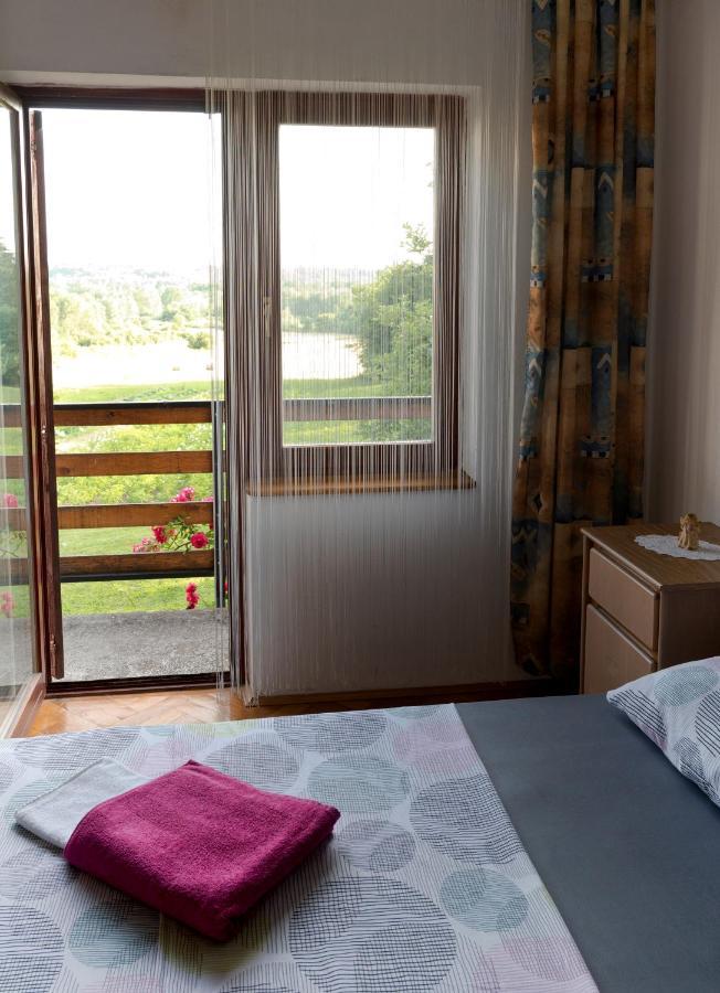 Vila Kuca Za Odmor Mazuran Karlovac Exteriér fotografie
