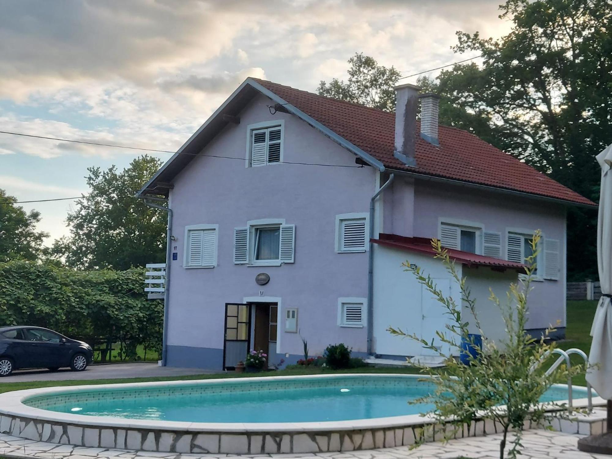 Vila Kuca Za Odmor Mazuran Karlovac Exteriér fotografie