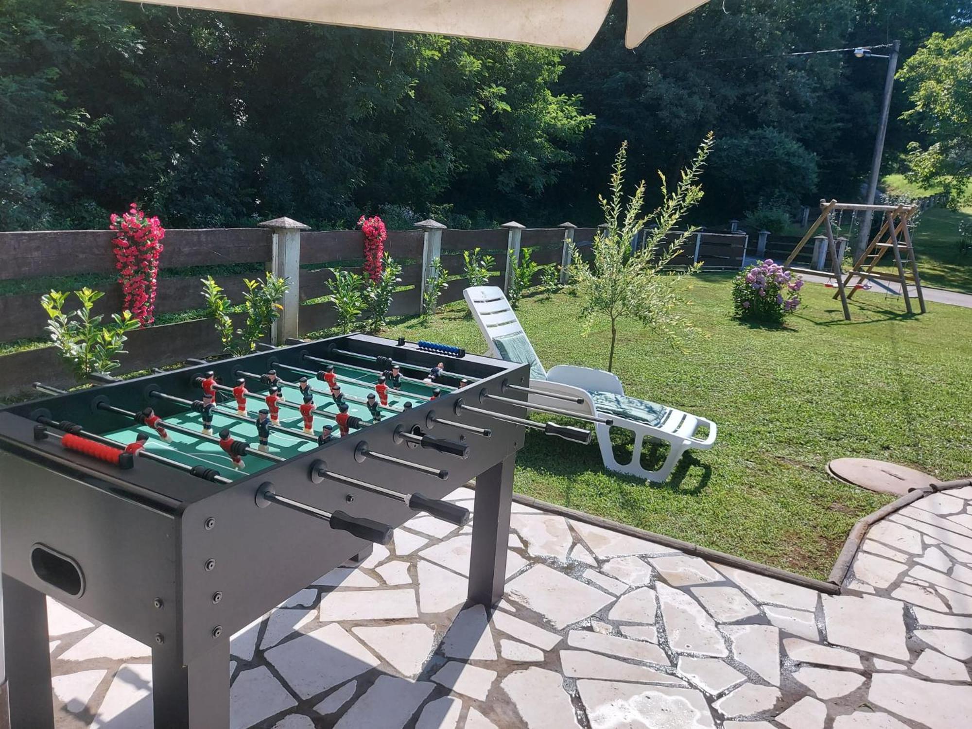 Vila Kuca Za Odmor Mazuran Karlovac Exteriér fotografie
