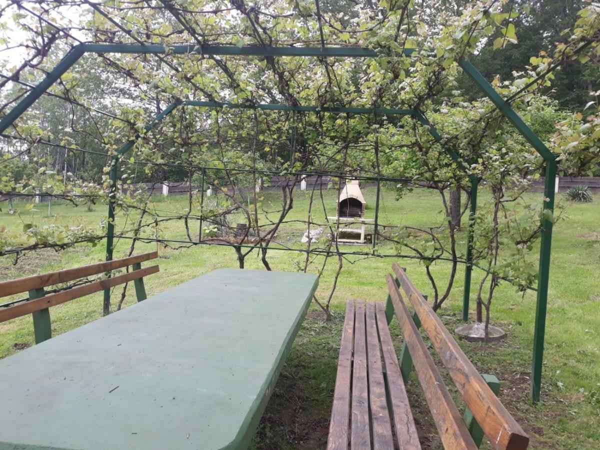 Vila Kuca Za Odmor Mazuran Karlovac Exteriér fotografie